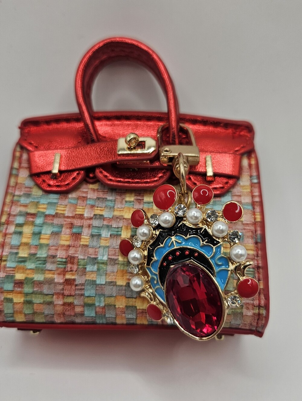 Red Metallic Top-Handle Woven Accent Women’s Minibag With Chain And Charm - Picture 3 of 7